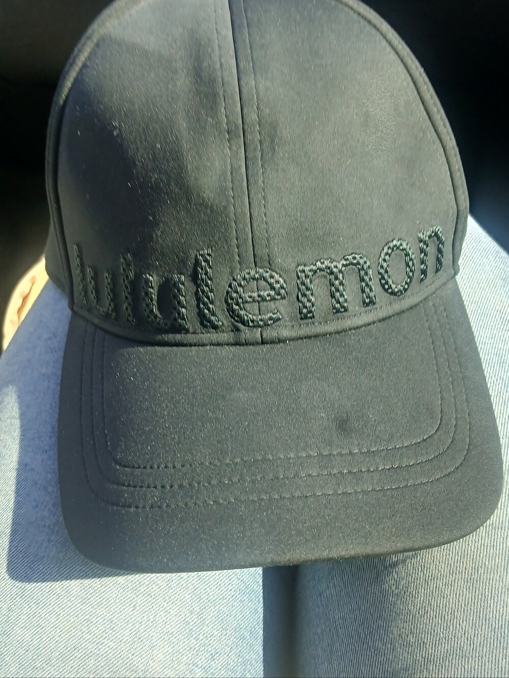 lululemon athletica Black Top with Interior Care Tag